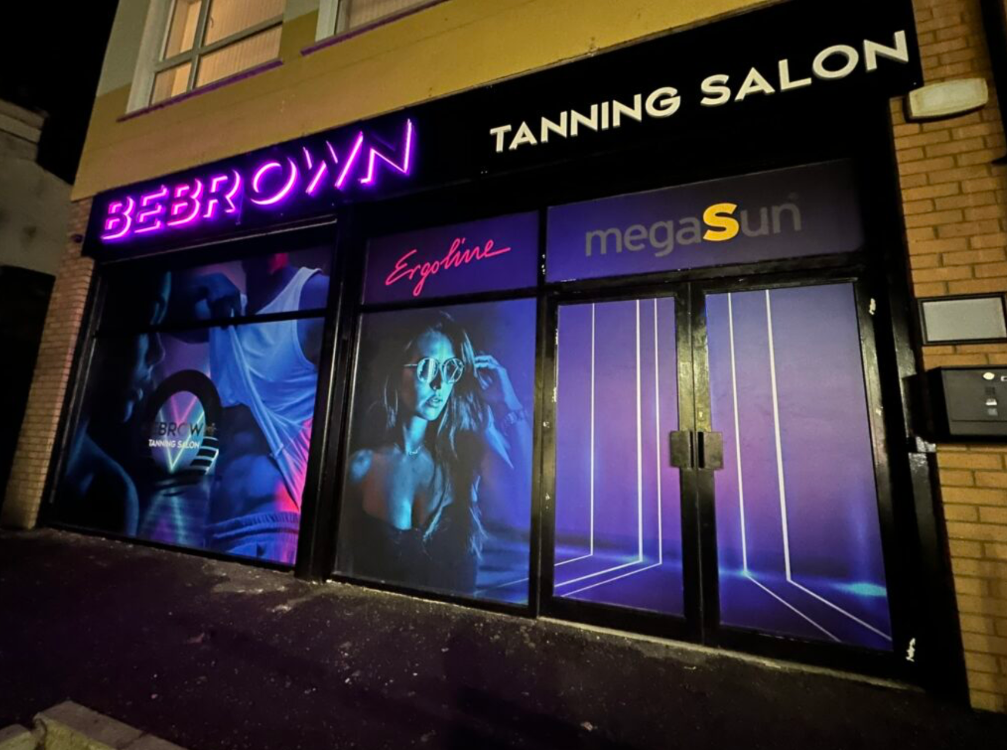 Illuminated sign